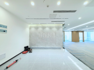 大冲正南向电梯口房源 550平