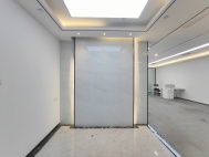 精装修，采光通透，无遮挡，超高实用率！