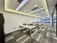 高新园地铁口房源  精装修 带家私