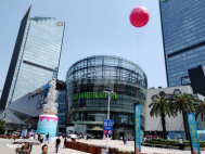 雅宝地铁口135平1+1双面采光看湖景