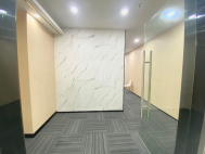 红山甲级楼、精装98平、1+1格局