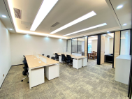 福田航天大厦216平方3+1格局